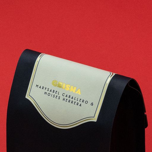 Geisha Lavé Marysabel & Moises