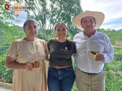 Colombia Angela Rojas Piña Colada