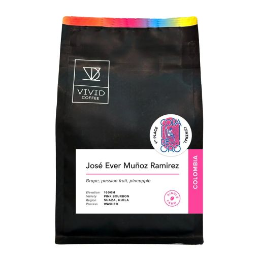 Copa de Oro 1st Place Central: José Ever Muñoz Ramirez - Pink Bourbon